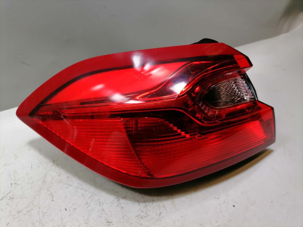 Ford Fiesta MK7 original Rücklicht Rückleuchte Schlussleuchte links außen 5-Türer Bj.2019